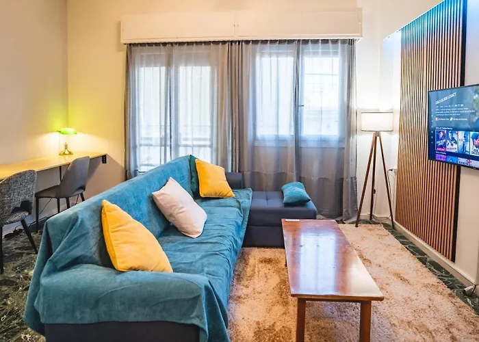 105 Sq.m. Near Center Apartamento