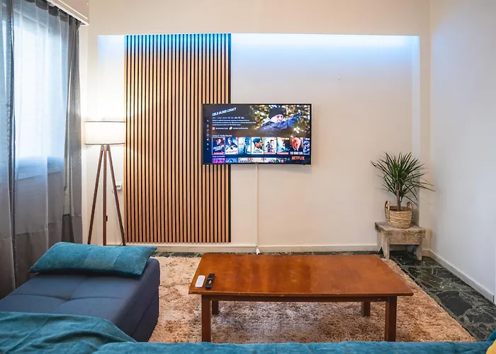 105 Sq.m. Near Center Apartamento *