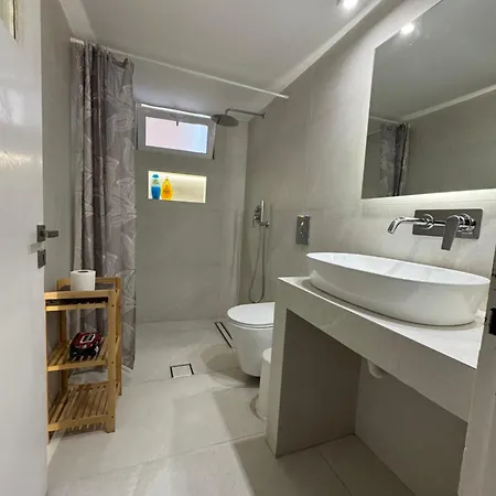 105 Sq.m. Near Center *